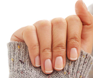 Nail Care for the Winter: Tips to Avoid Dry and Brittle Nails